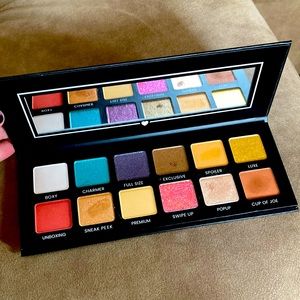 Boxy Charm Eye Palette